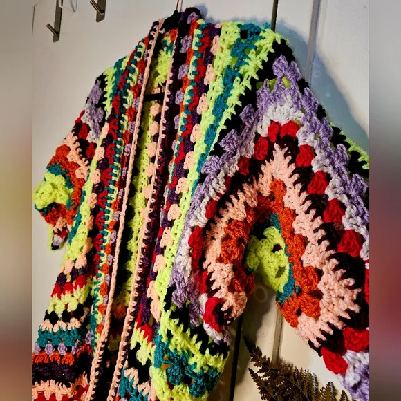 Handmade Crochet Maximalist Long Hex Square Granny Square Short Sleeve Cardigan - Picture 7 of 12